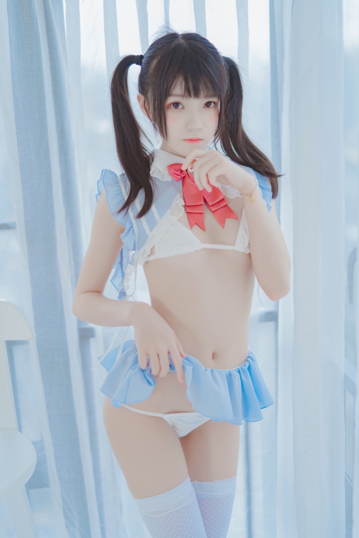 动漫Coser@桜桃喵 – 爱丽丝的兔子+特写