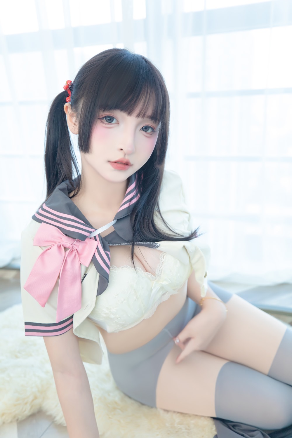 神楽坂真冬写真《放课后的秘密》