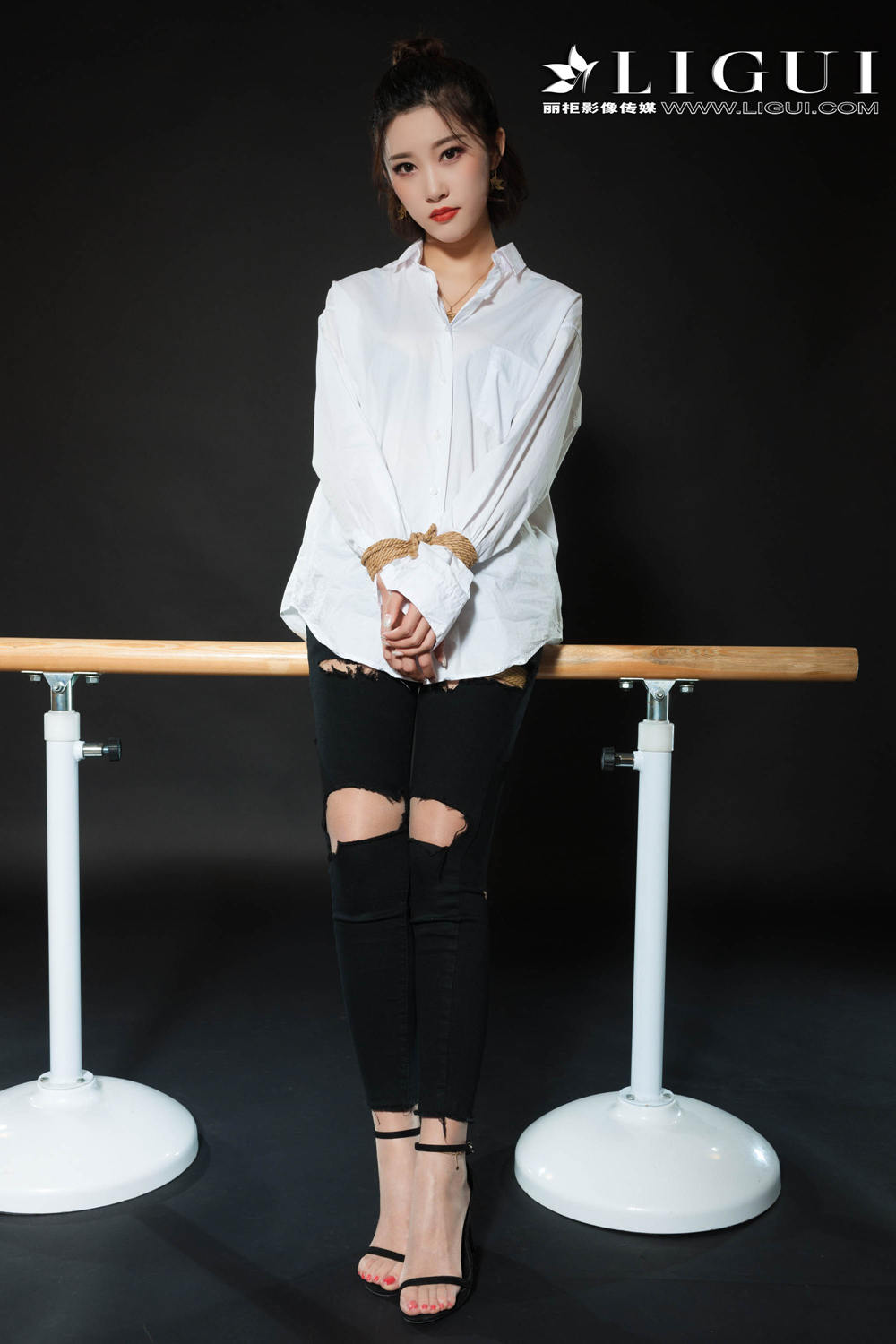 [Ligui丽柜] 2018.11.09 网络丽人 Model 筱筱