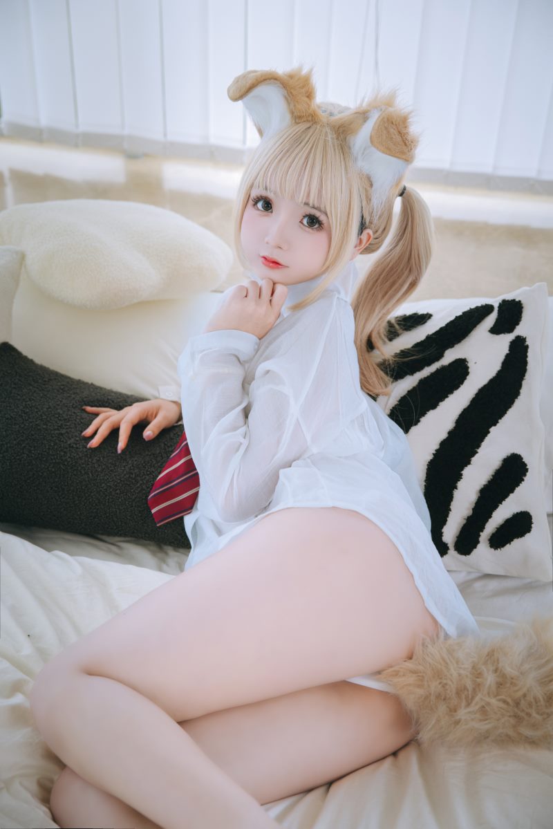 日奈娇 衬衫小狗