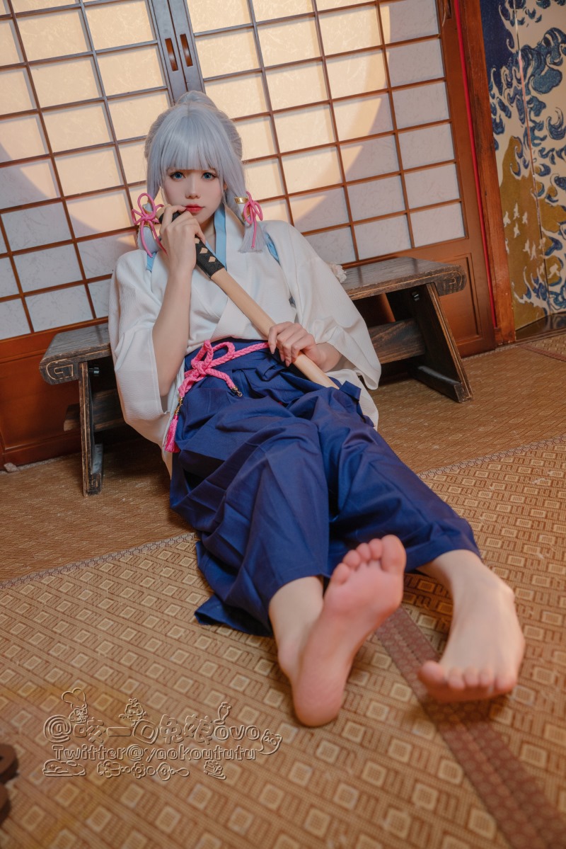 咬一口兔娘(黏黏团子兔) 绫华的小憩