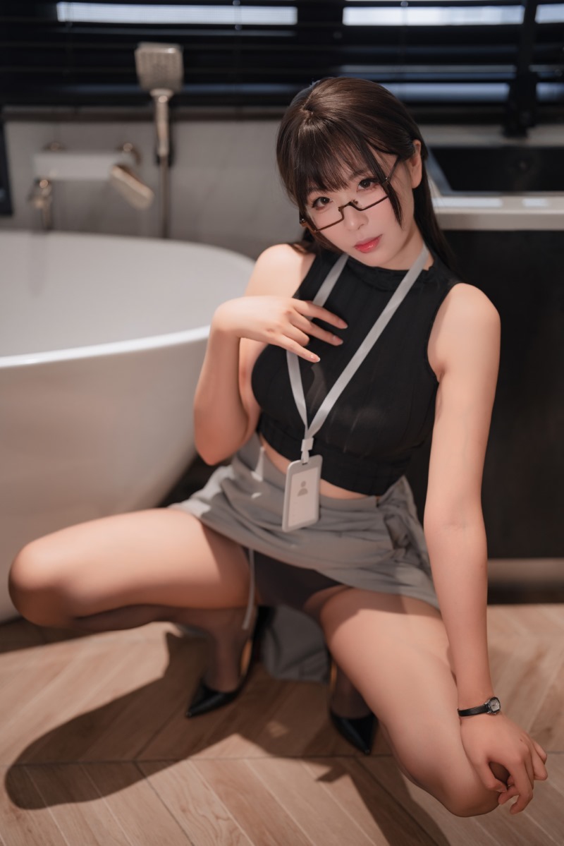 OL,学姐,眼镜,轩萧学姐