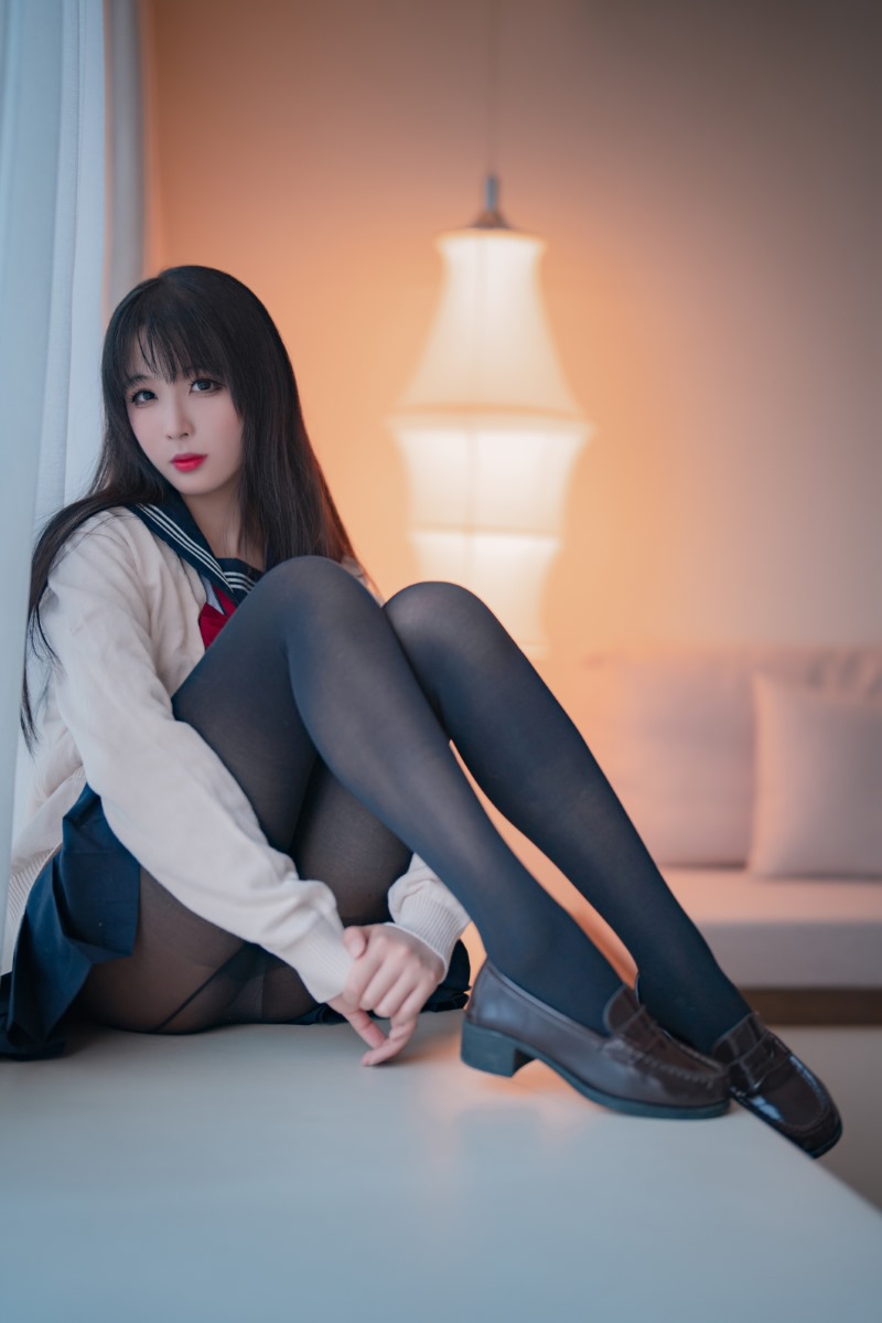 轩萧学姐 黑丝JK 2.0