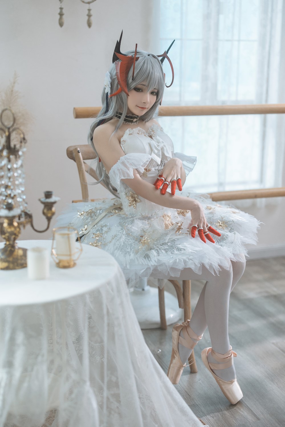 明日方舟,芭蕾,w,是三不是世w,芭蕾W洛天依