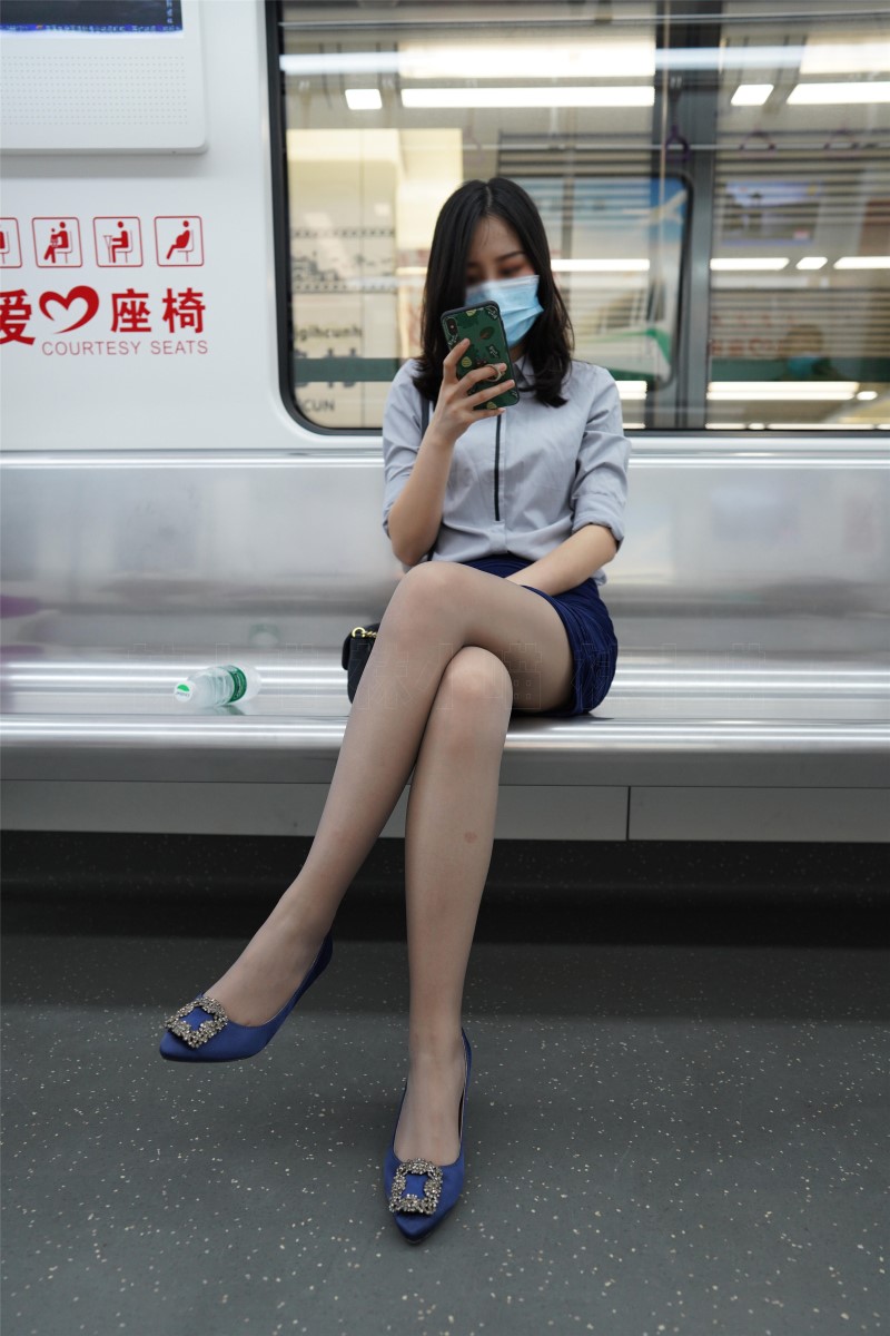 地铁,Kitty,w,it,KittyWawa袜小喵,袜小喵,地铁偶遇